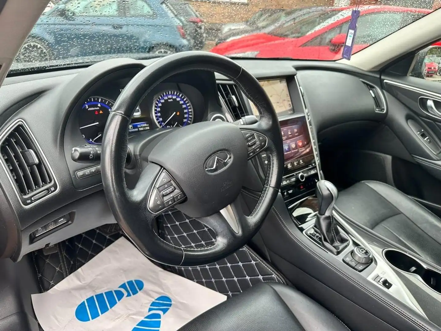 Infiniti Q50 Q50 2.2d Premium Tech Noir - 2