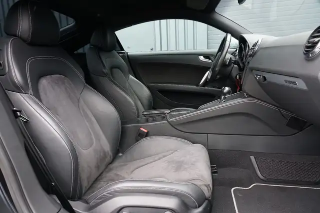 Audi TTS view 14
