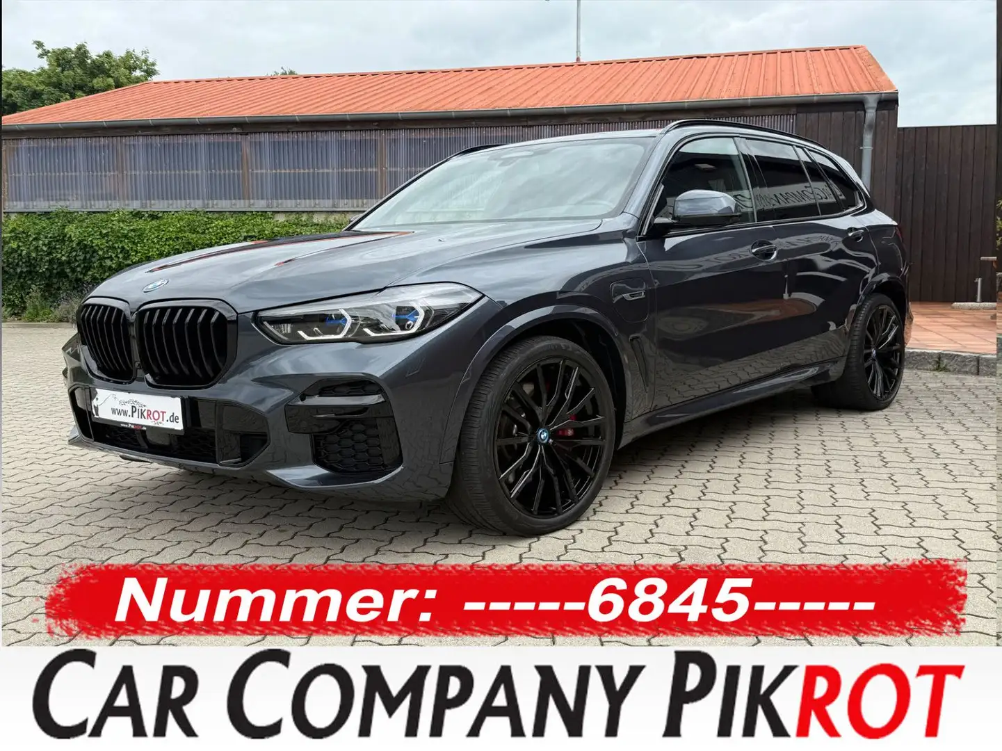 BMW X5 xDrive45e M-SPORT,AHK,PANO,M-SEATS,DAP,P+,B&W Grau - 1