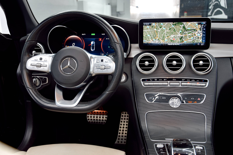 Mercedes-Benz C 200 Cabriolet C 200 MHE — photo 14