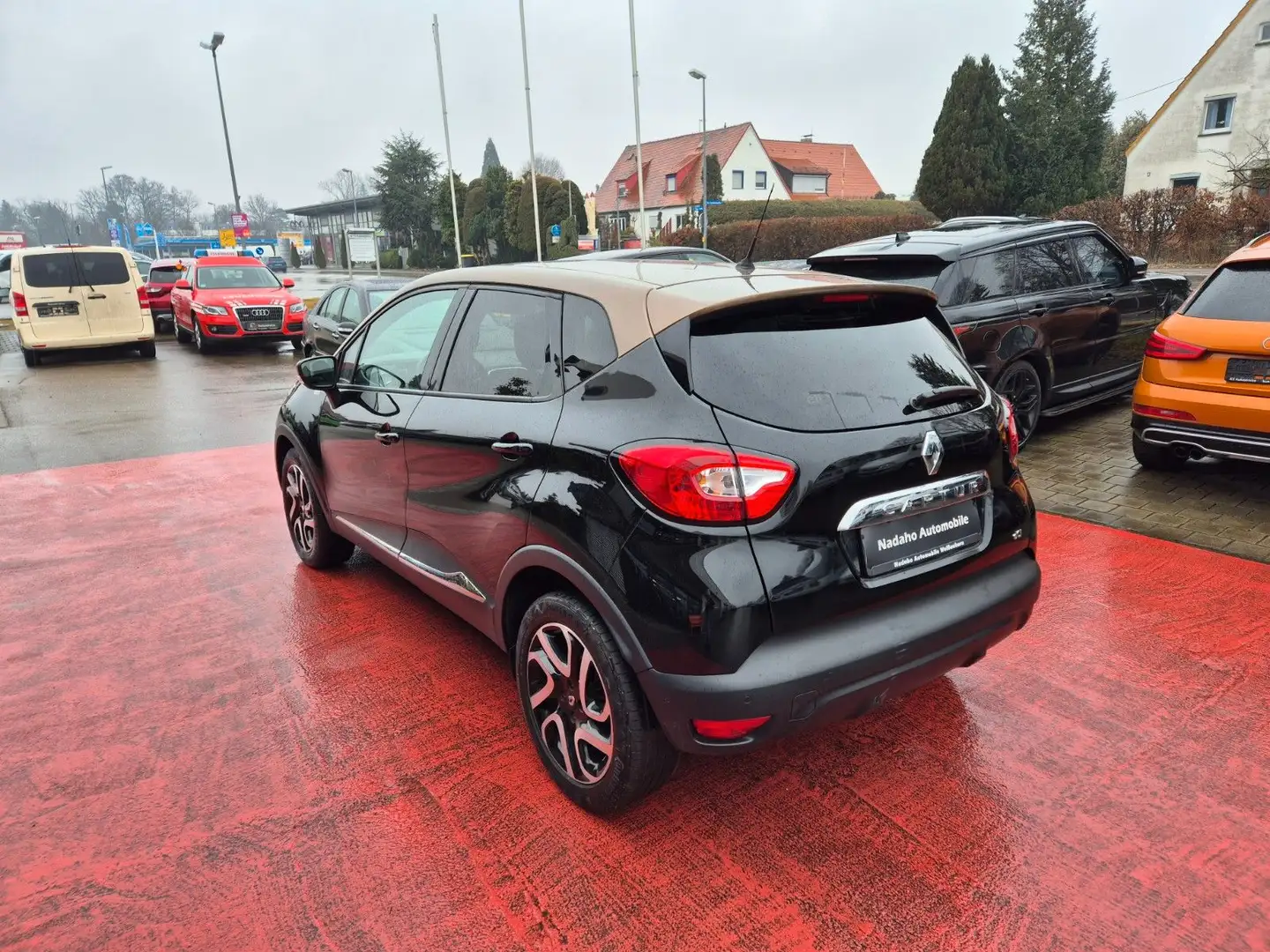 Renault Captur 1.5 DCI Elysee Leder/Navi/Kam/PDC Schwarz - 1