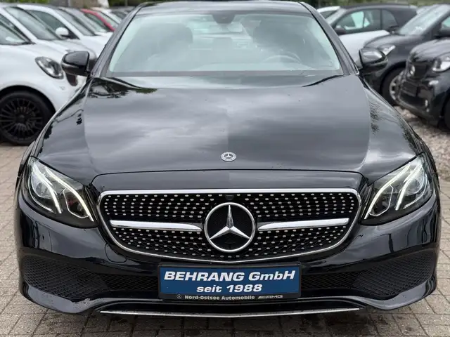 Mercedes-Benz E 200 E200d AVANTGARDE
