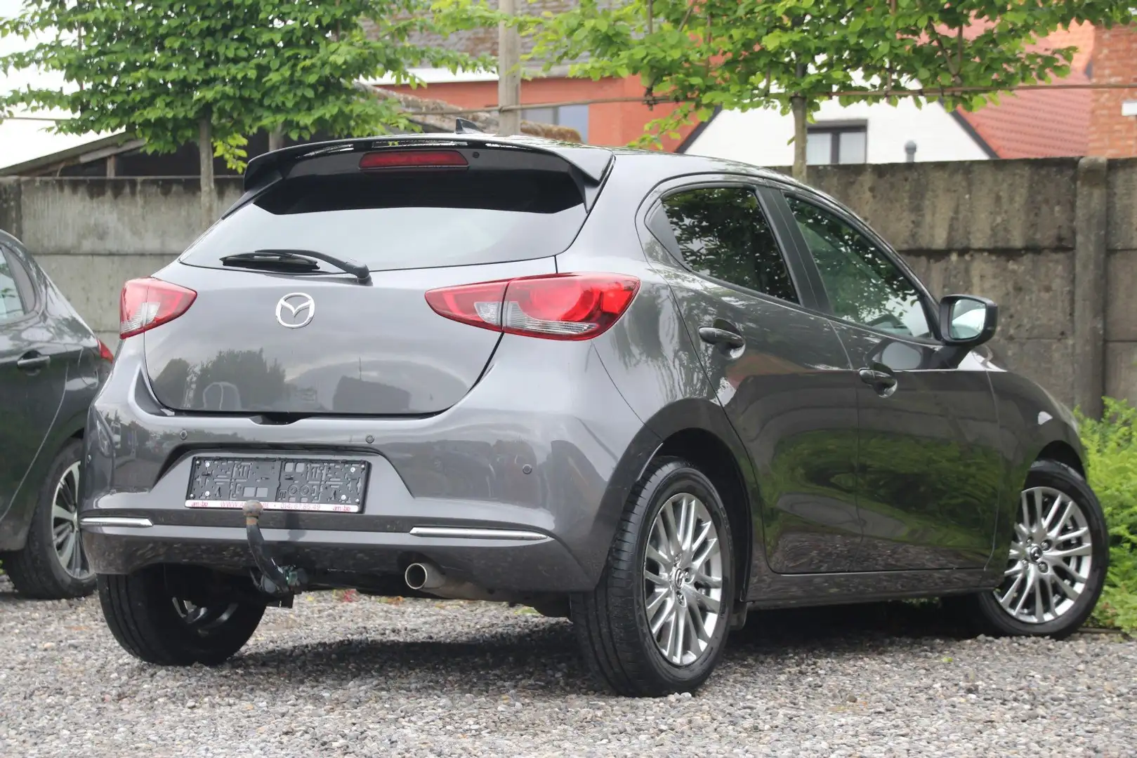 Mazda 2 1.5i Skydrive - navigatie - dodehoek - laneassist Grau - 2