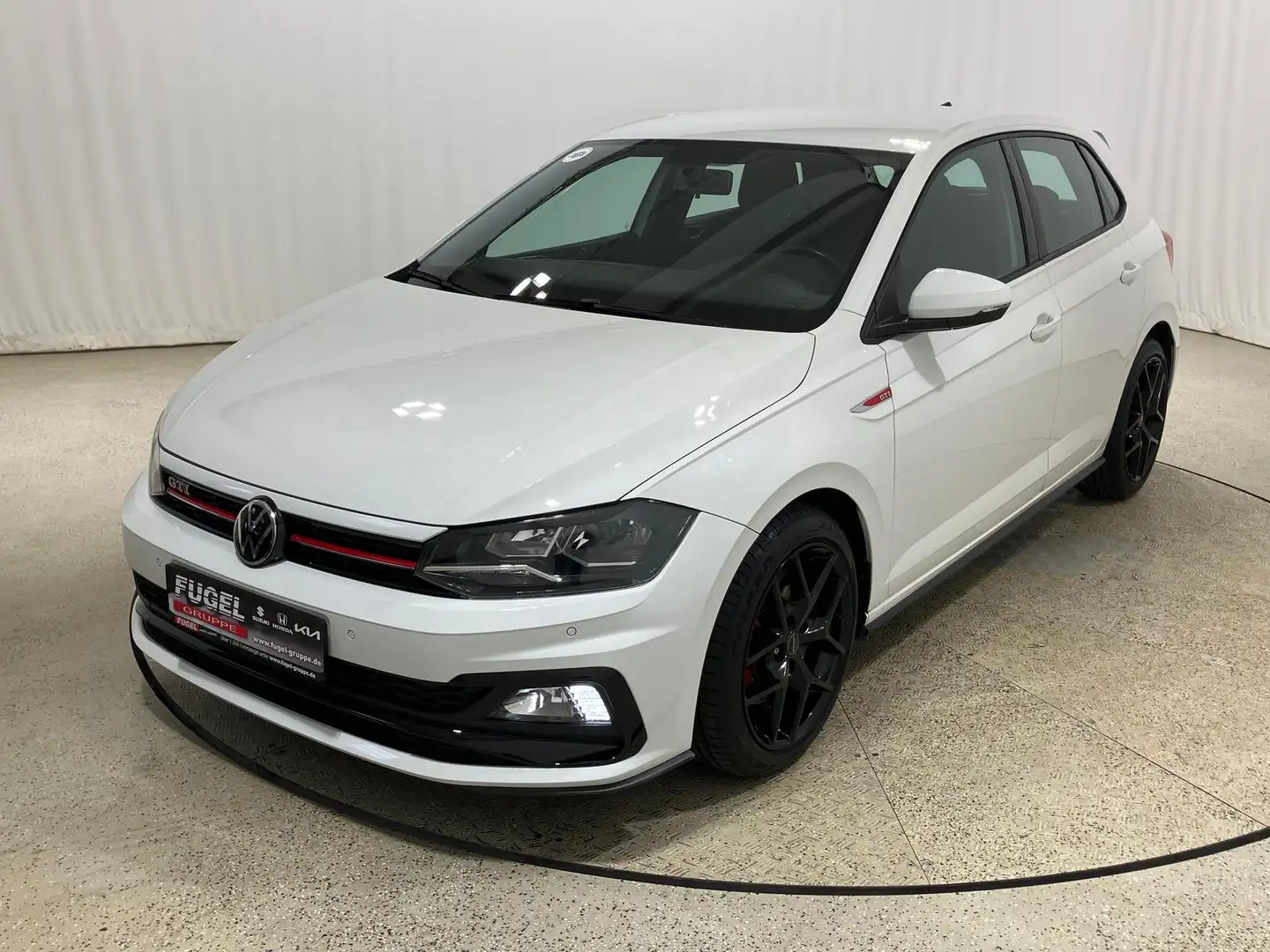 Volkswagen Polo 2.0 TSI GTI Winter|PDC|SHZ Weiß - 2