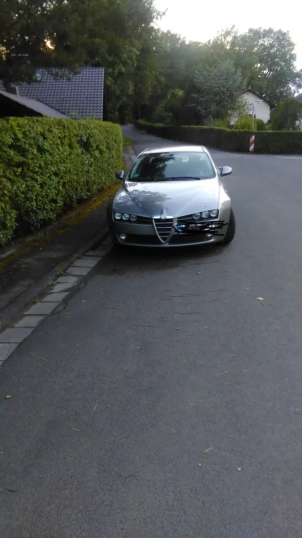 Alfa Romeo 159 1.9 JTDM 8V DPF Eco Grau - 2