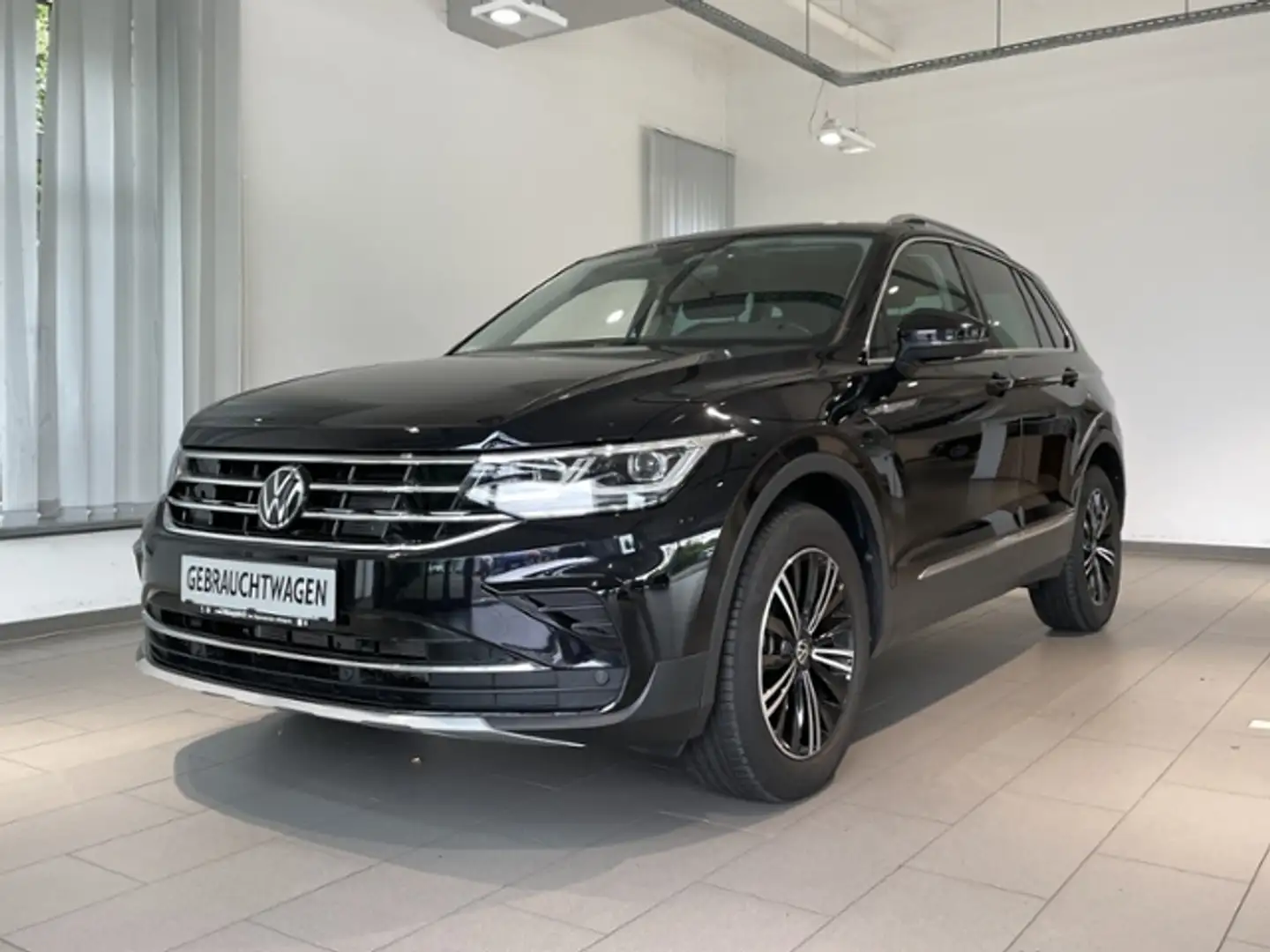 Volkswagen Tiguan 2.0 DSG 4x4 Elegance +NAVI+KAMERA Noir - 2