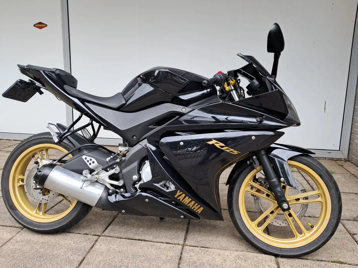 Yamaha YZF-R125 R-125 Zwart - 1