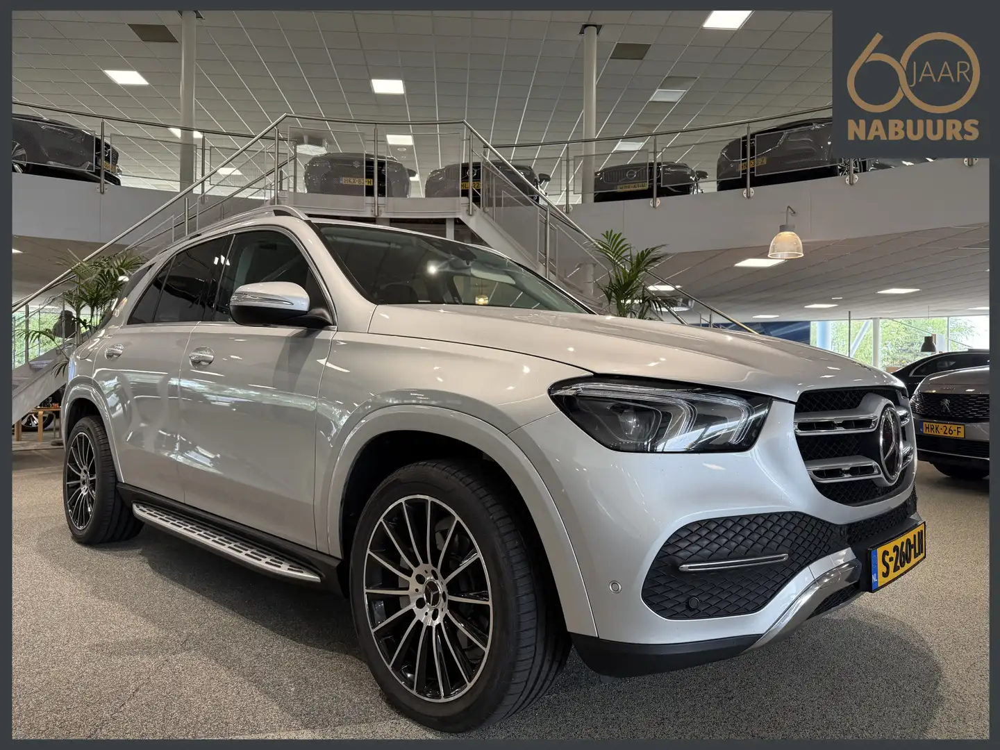 Mercedes-Benz GLE 300 d 4MATIC 5-persoons, Distronic, Memory, 20inch Grijs - 1