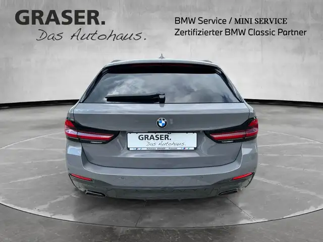 BMW M view 5