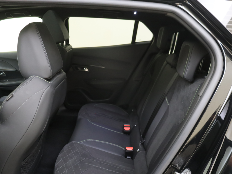 Peugeot 2008 1.2 PureTech 130PK GT Pack Camera | Panoramisch da — photo 12