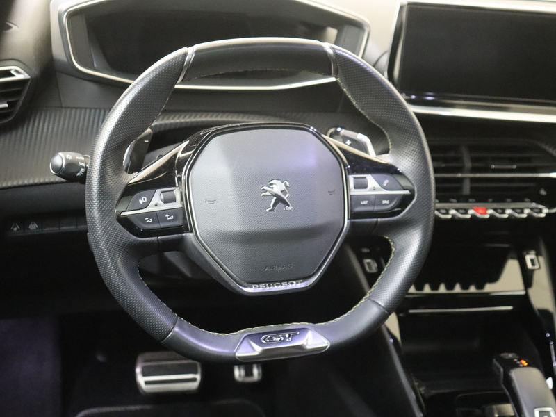 Peugeot 2008 1.2 PureTech 130PK GT Pack Camera | Panoramisch da — photo 6