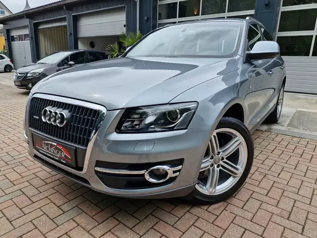 2010 Audi Q5 in Grey for sale