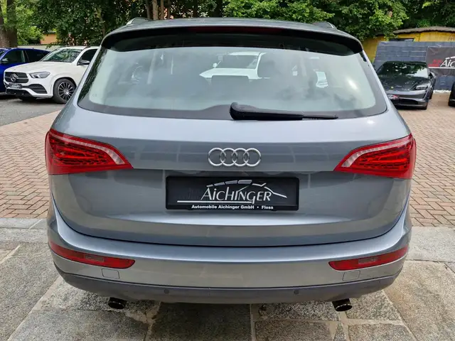 Audi Q5 view 6