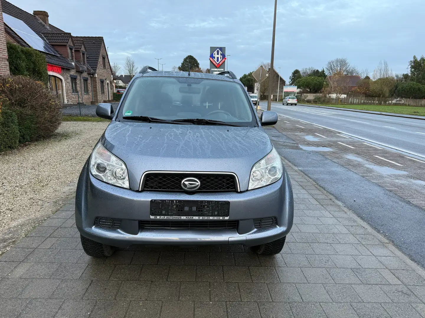 Daihatsu Terios Terios 1.5i 4WD Top Grau - 1