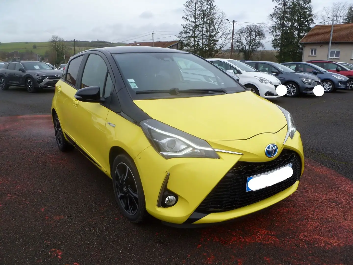 Toyota Yaris 1.5 100H COLLECTION 5 PORTES BOITE AUTO - 2