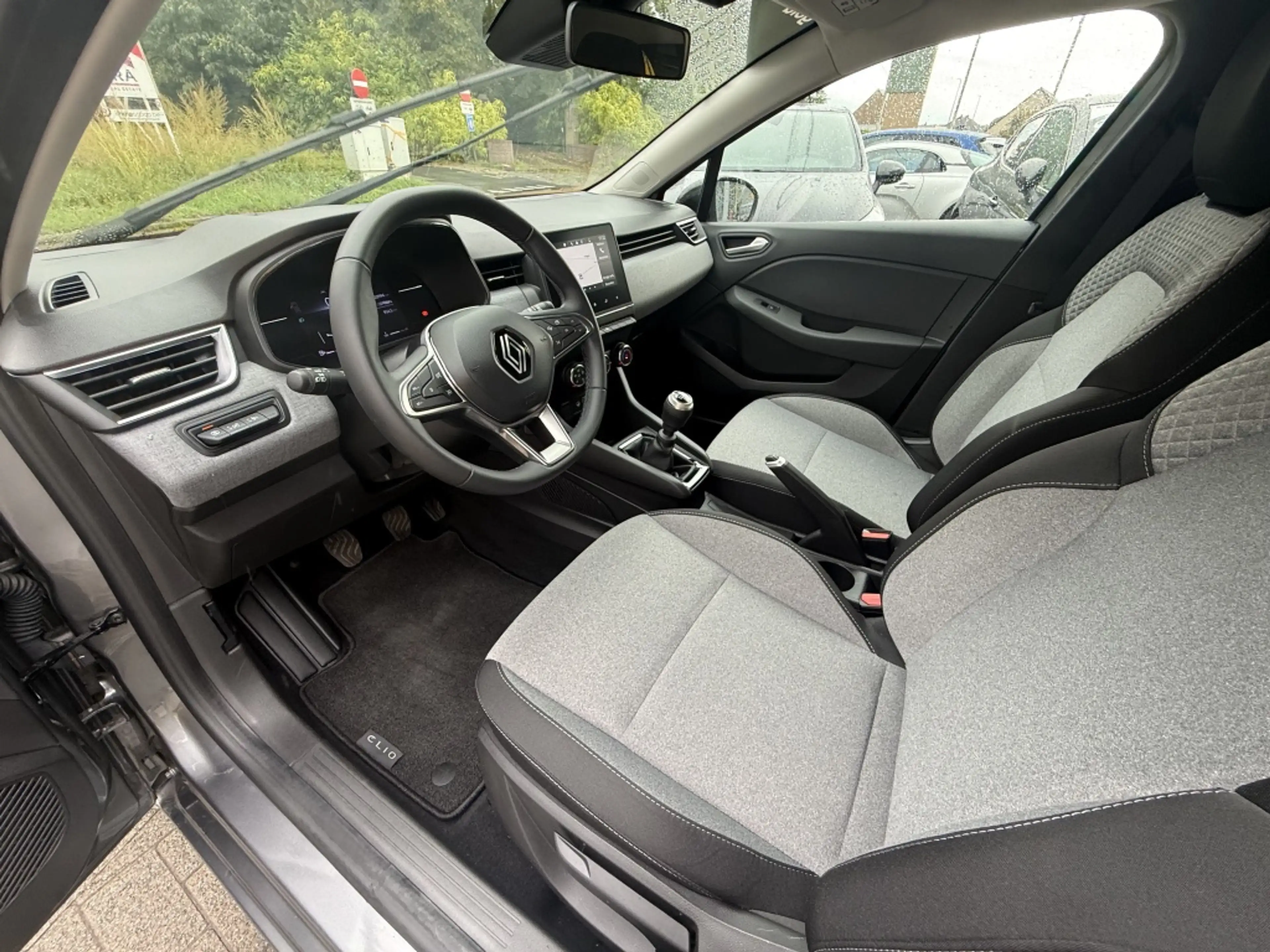 Renault Clio V Evolution Tce 90 — photo 14