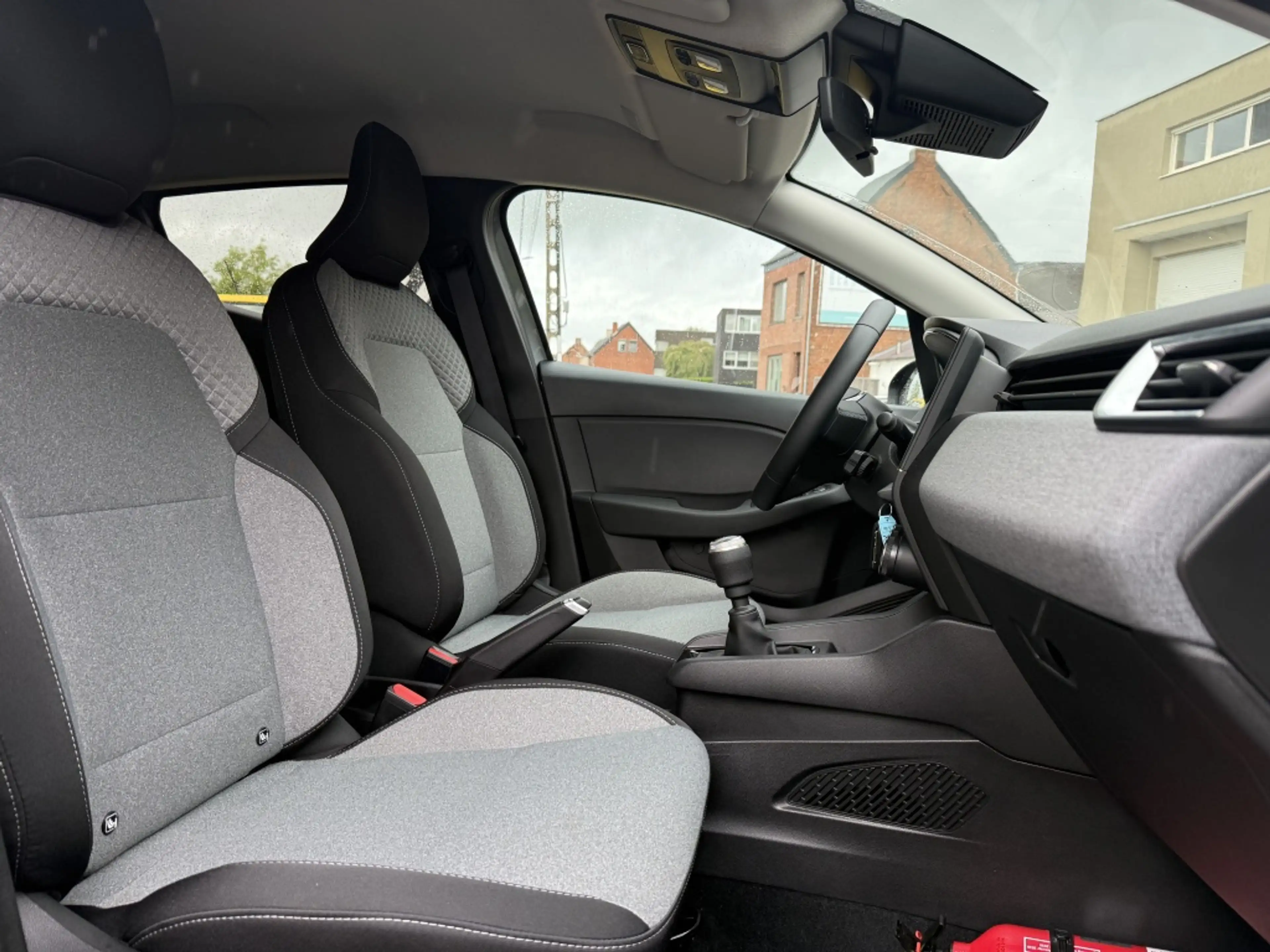 Renault Clio V Evolution Tce 90 — photo 12