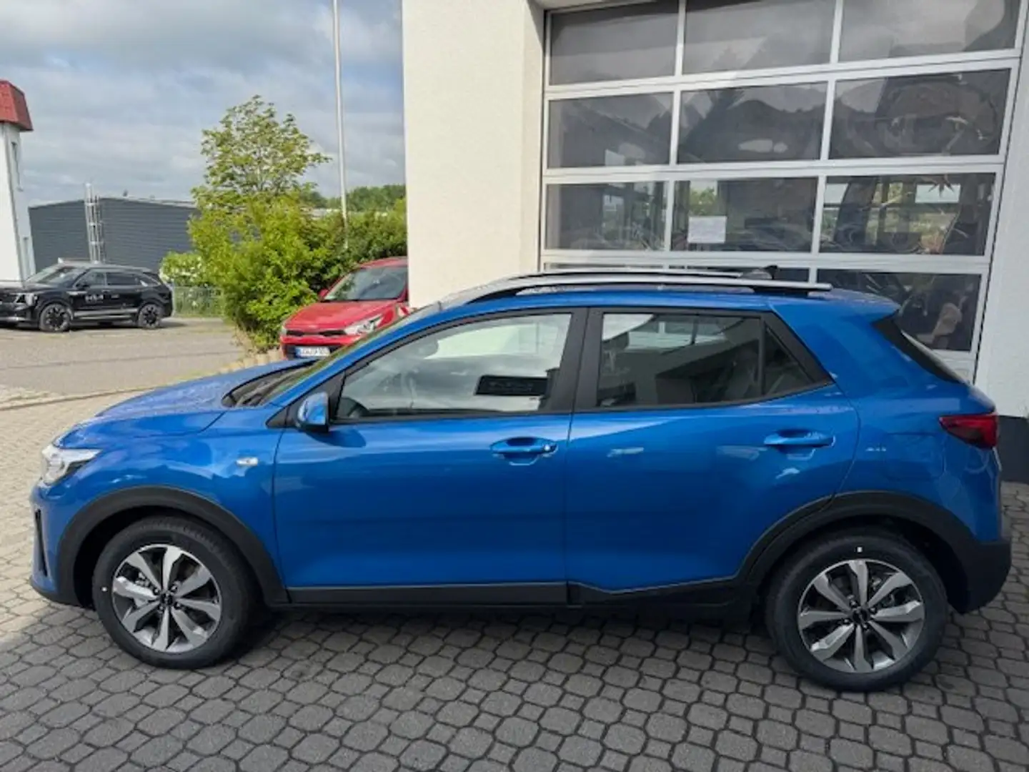 Kia Stonic Kia Stonic 1,2 Vision TGZ EU Fahrzeug Bleu - 2