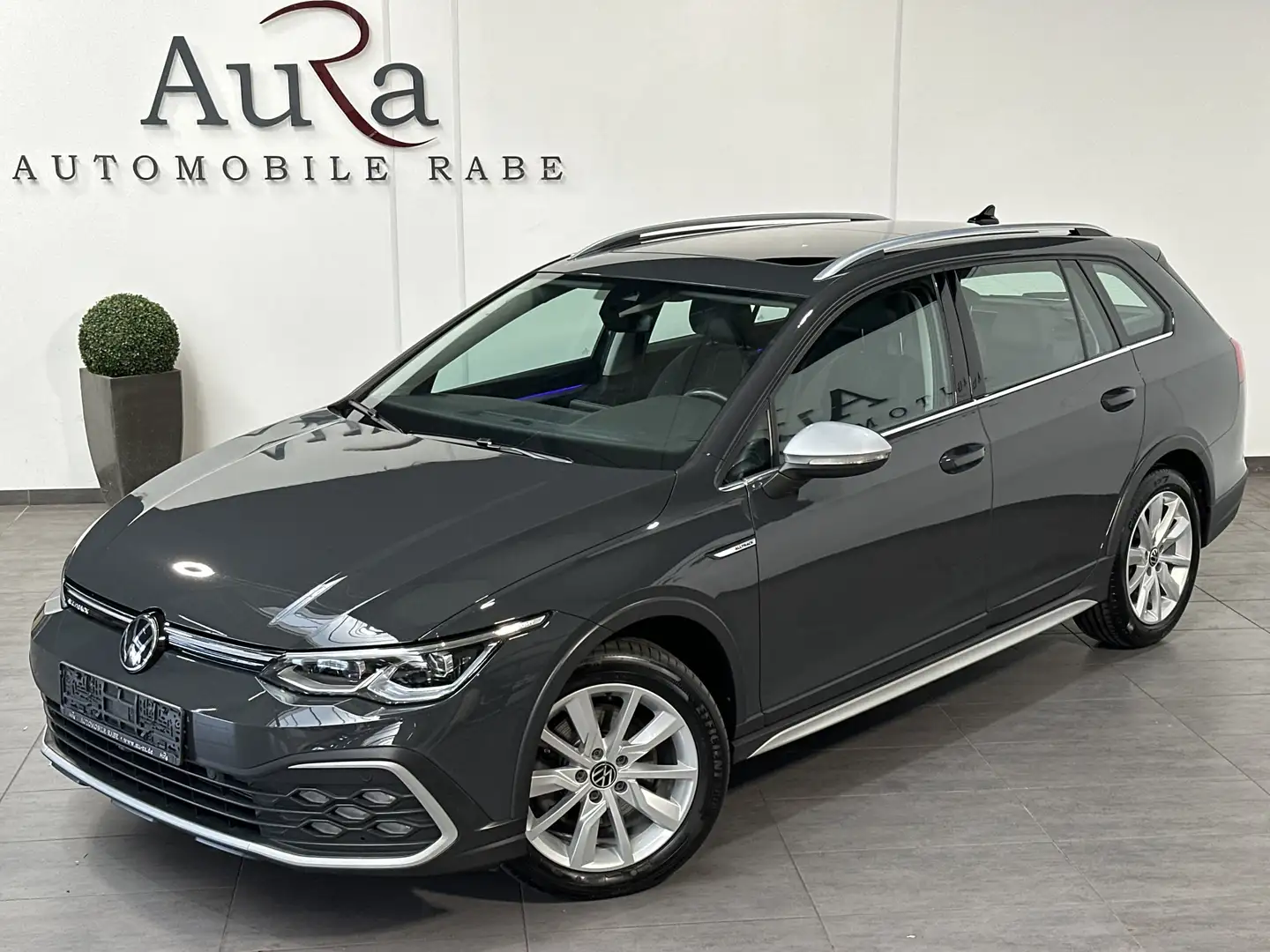 Volkswagen Golf Variant Alltrack 4M DSG NAV+LED+ACC+PANO+VC Gris - 1