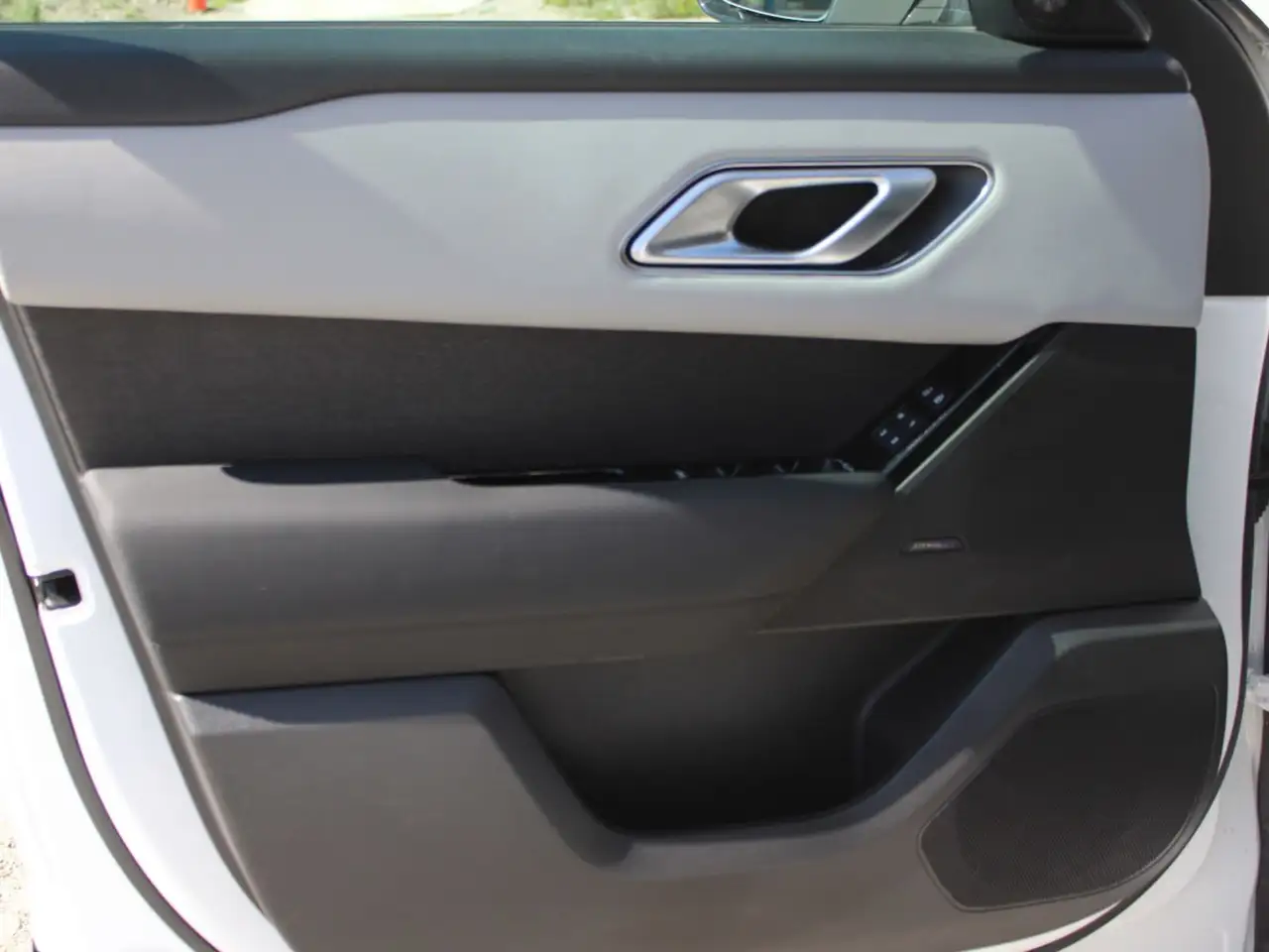Land Rover Range Rover Velar снимка Land Rover Range Rover Velar