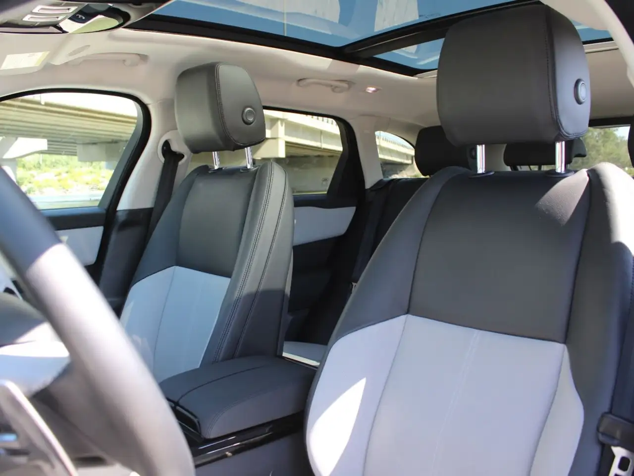 Land Rover Range Rover Velar снимка Land Rover Range Rover Velar