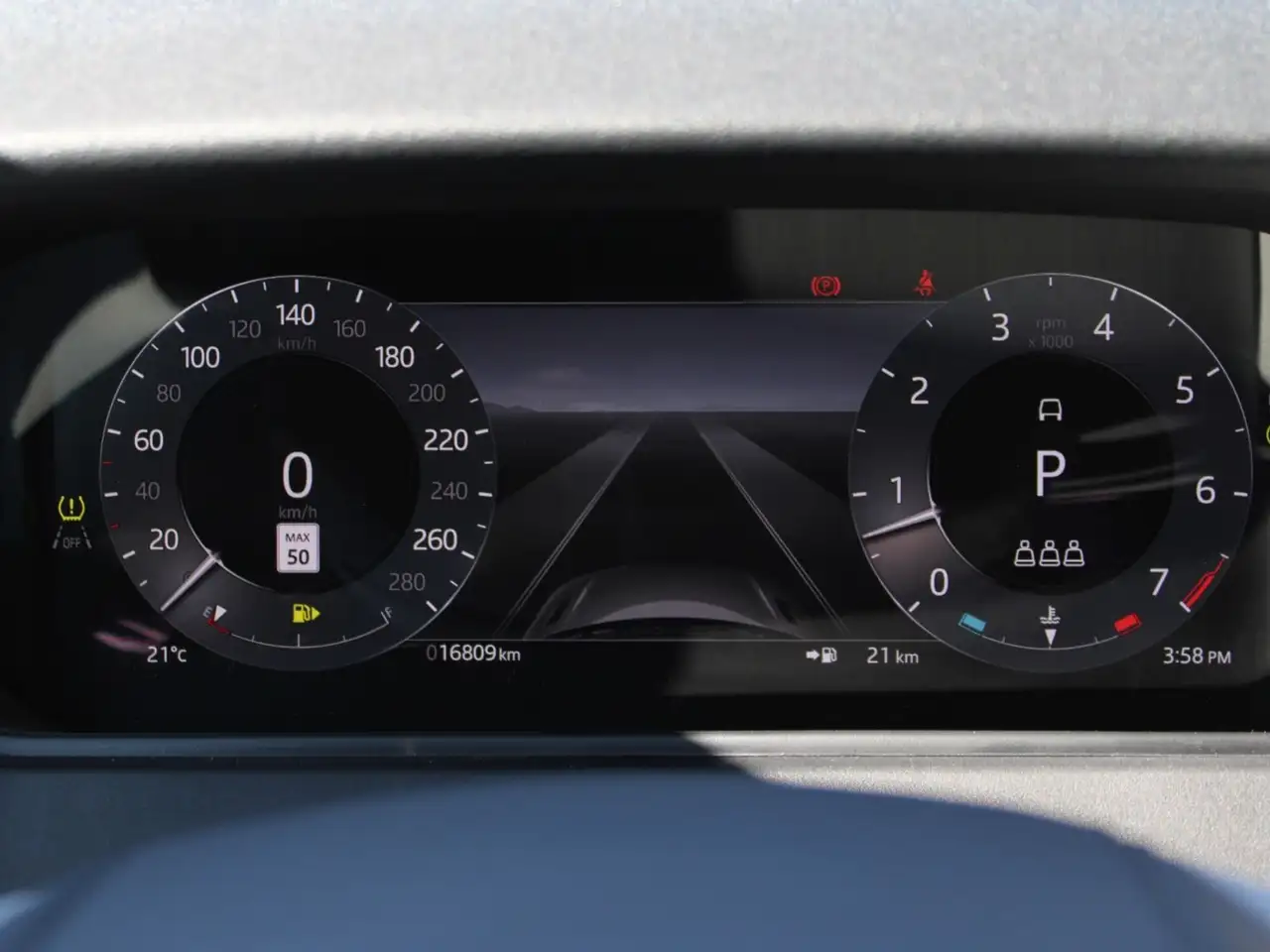 Land Rover Range Rover Velar снимка Land Rover Range Rover Velar