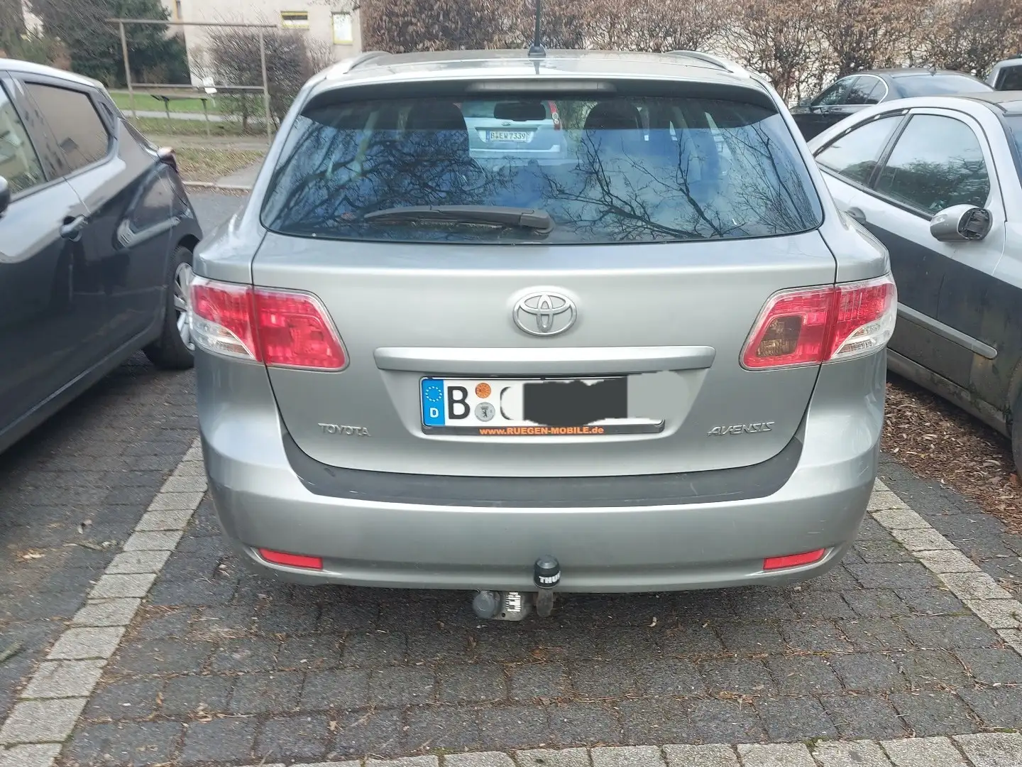 Toyota Avensis Combi 1.8 Sol - 2