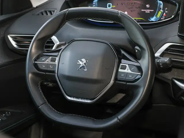 Peugeot 3008 view 15