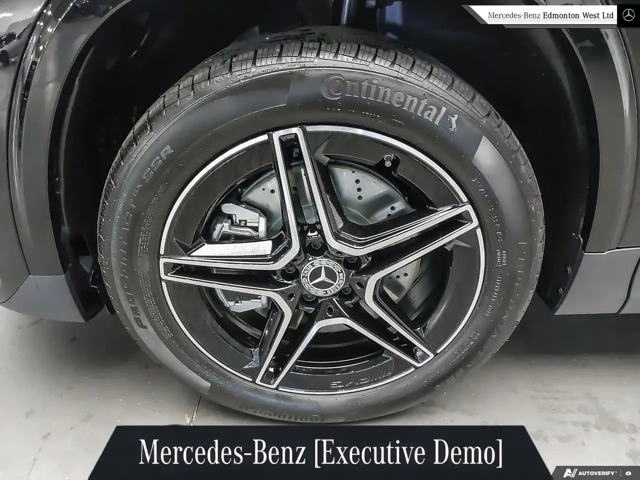 Mercedes-Benz GLA снимка Mercedes-Benz GLA