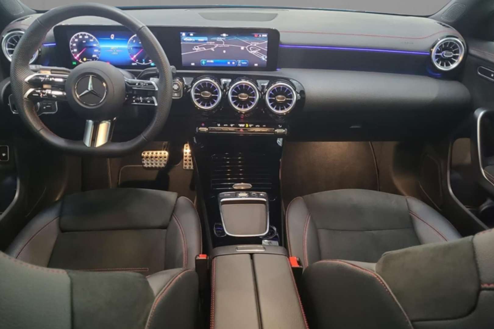 Mercedes CLA 200 AMG Line -  - Joinsteer - #3