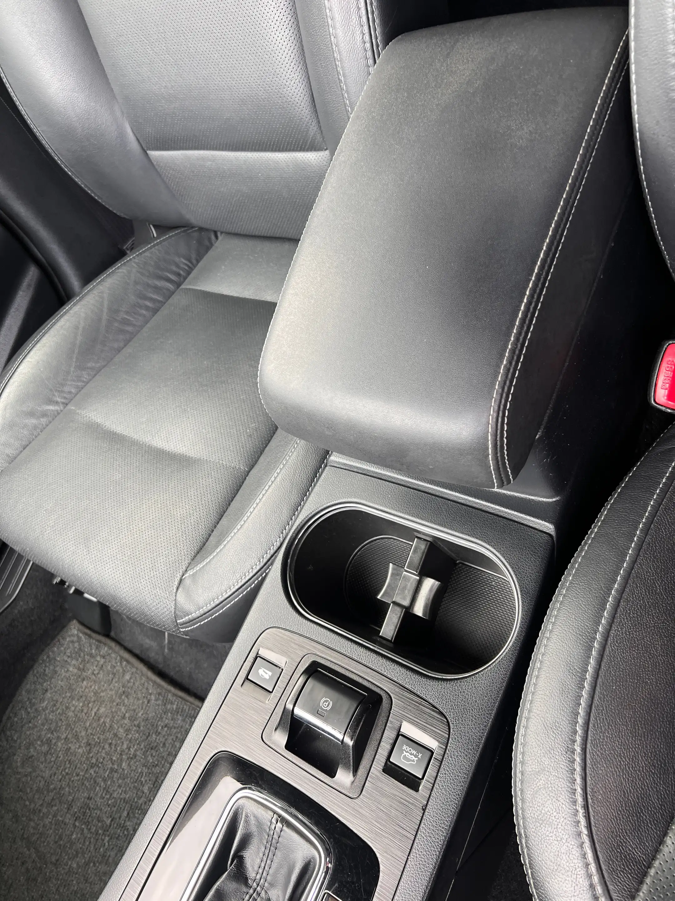 Subaru OUTBACK Sport, Allrad, Schiebedach — photo 15