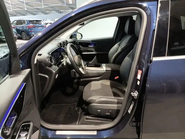 Mercedes-Benz GLC view 8