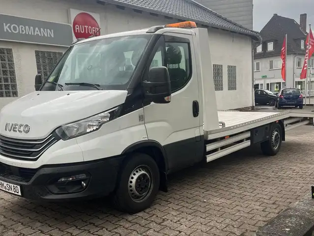 Iveco Abschleppwagen