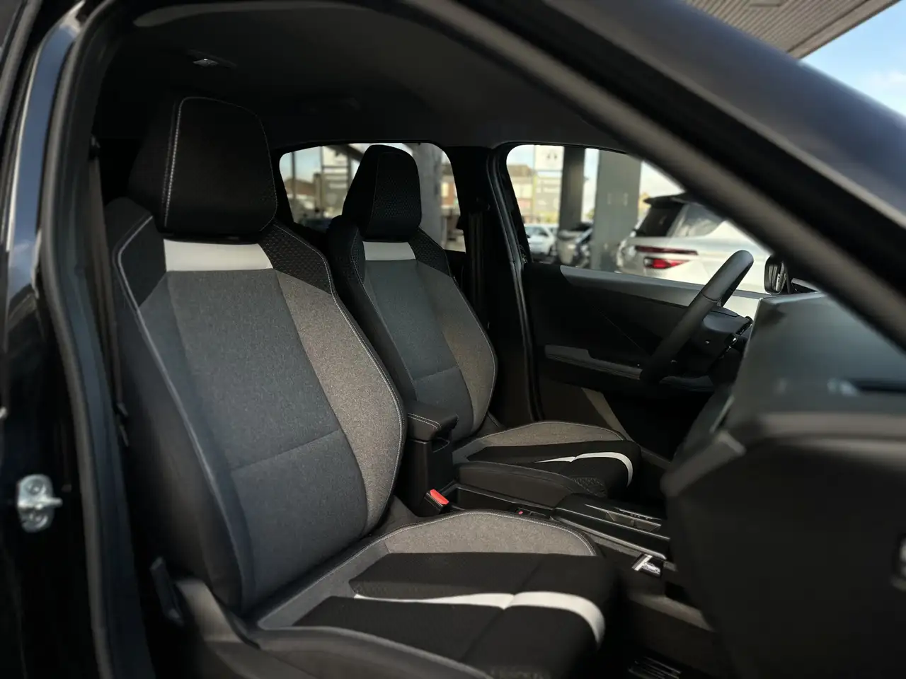 Opel Frontera 1.2 Turbo Hybrid GS 7persoons. 145 PK/Camera/Navi/ 15