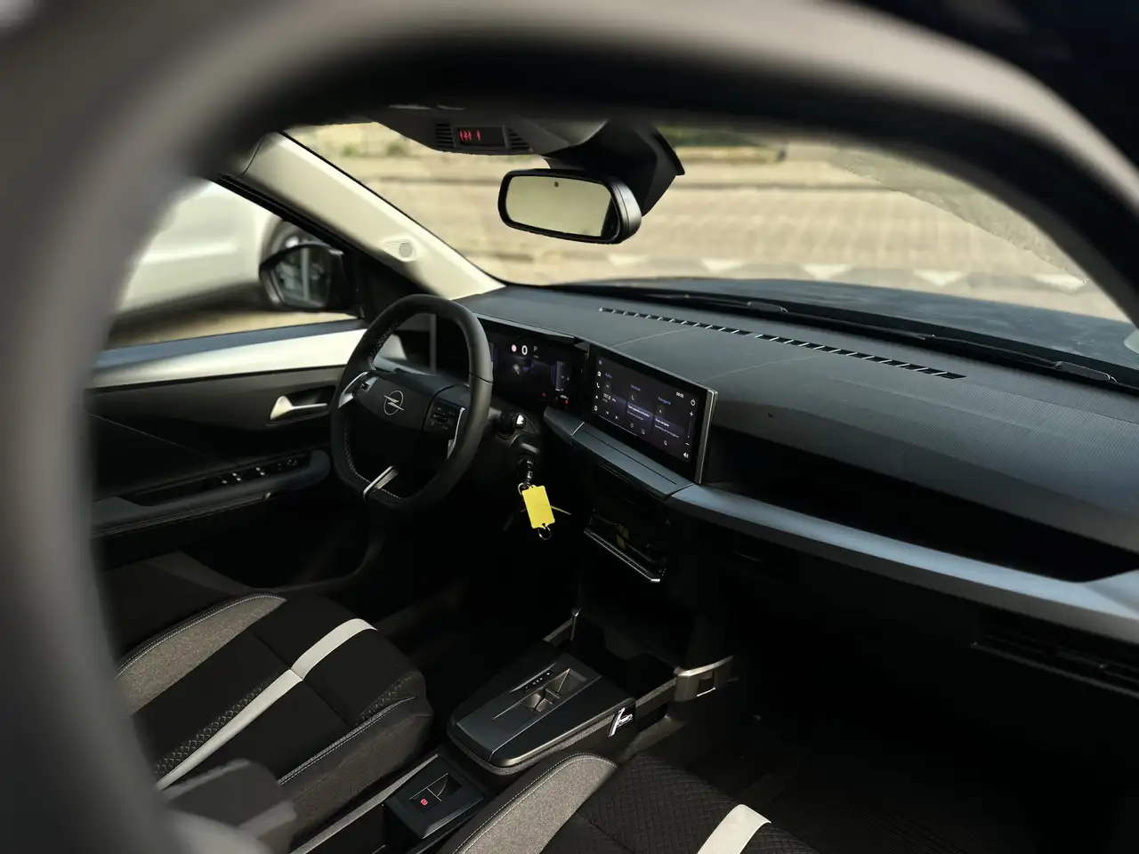 Opel Frontera 1.2 Turbo Hybrid GS 7persoons. 145 PK/Camera/Navi/ 14