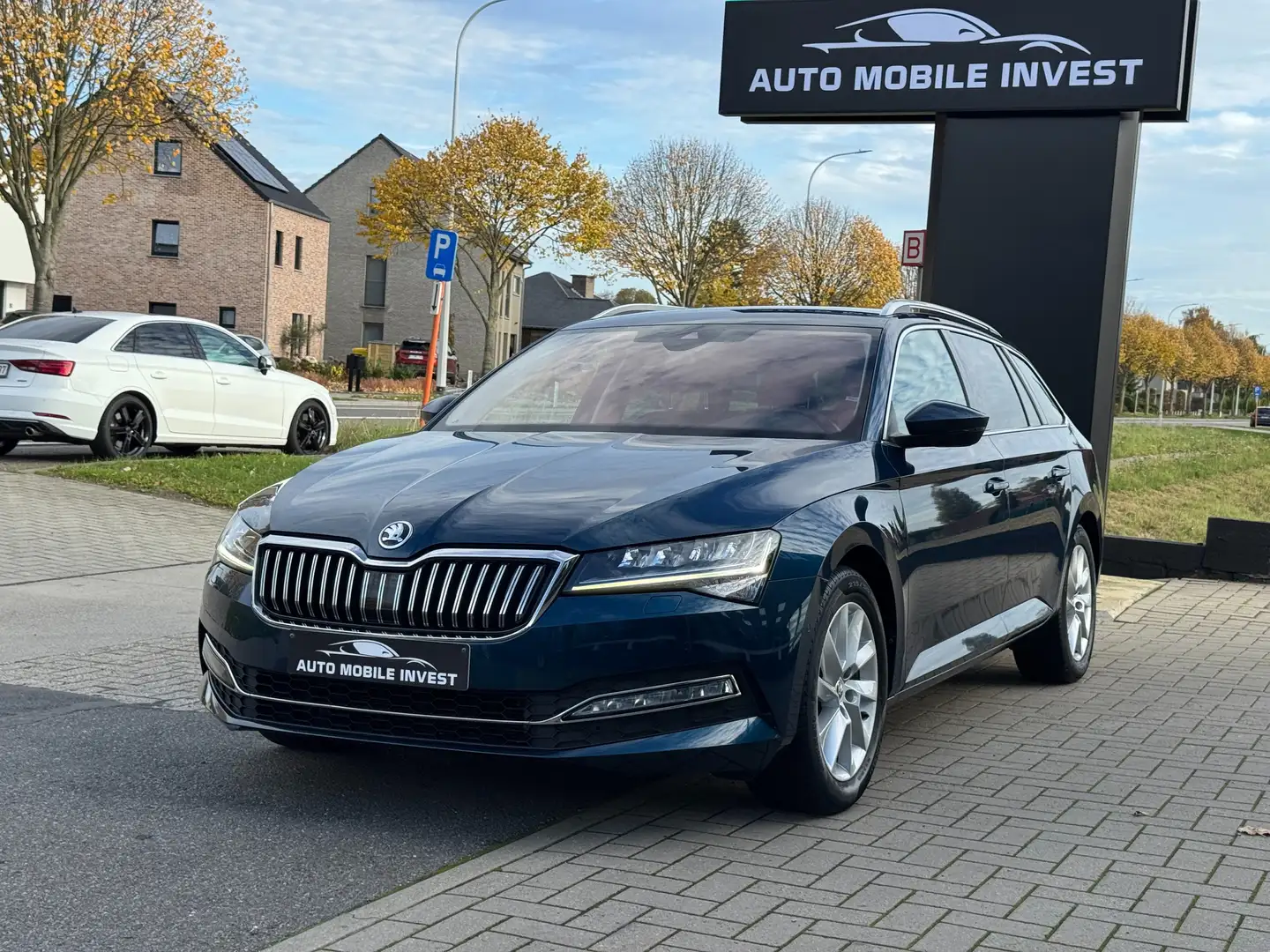 Skoda Superb Superb Combi 1.5 TSI DSG FULL OPTION SOLD ! Bleu - 1