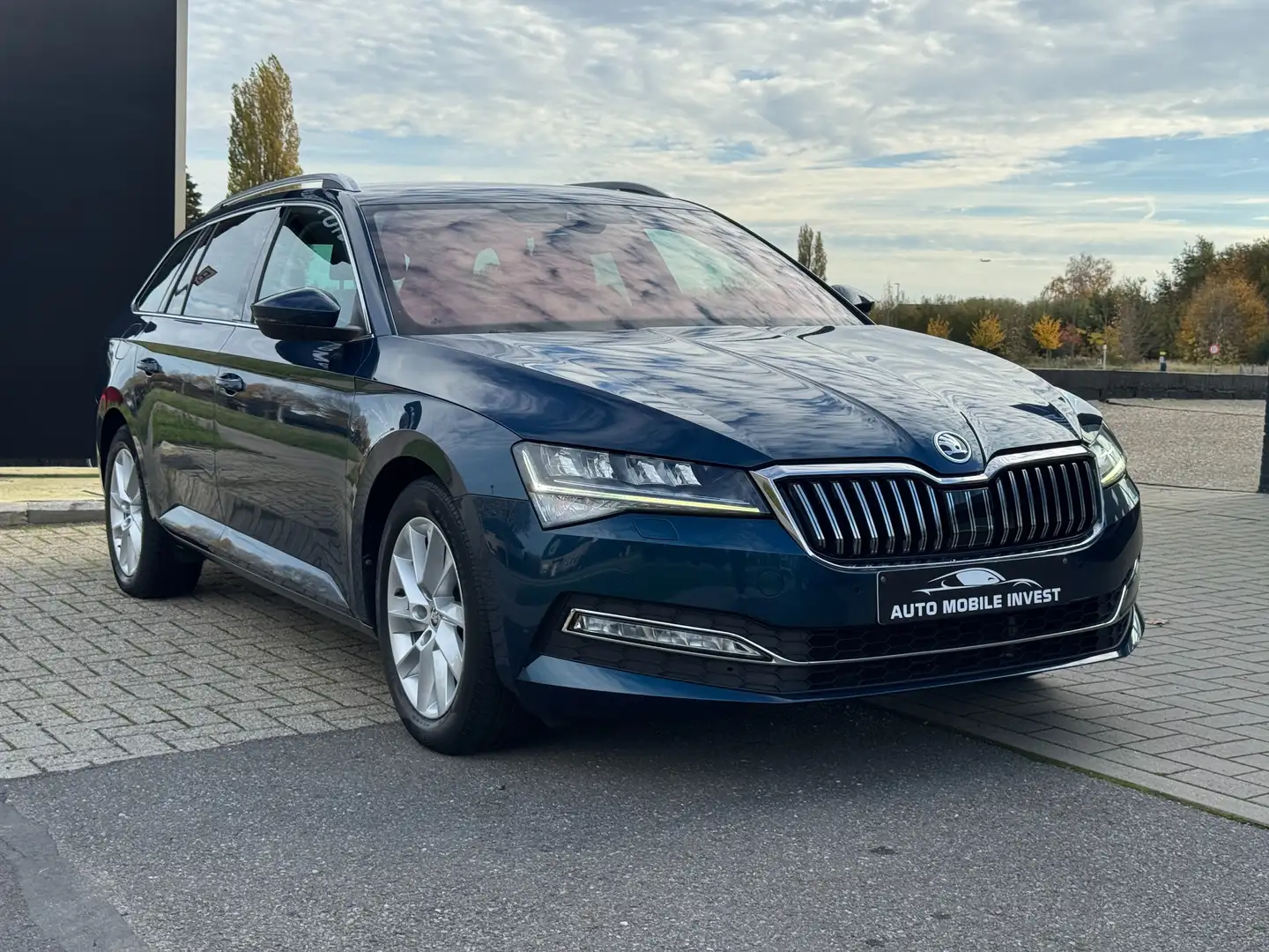 Skoda Superb Superb Combi 1.5 TSI DSG FULL OPTION SOLD ! Bleu - 2