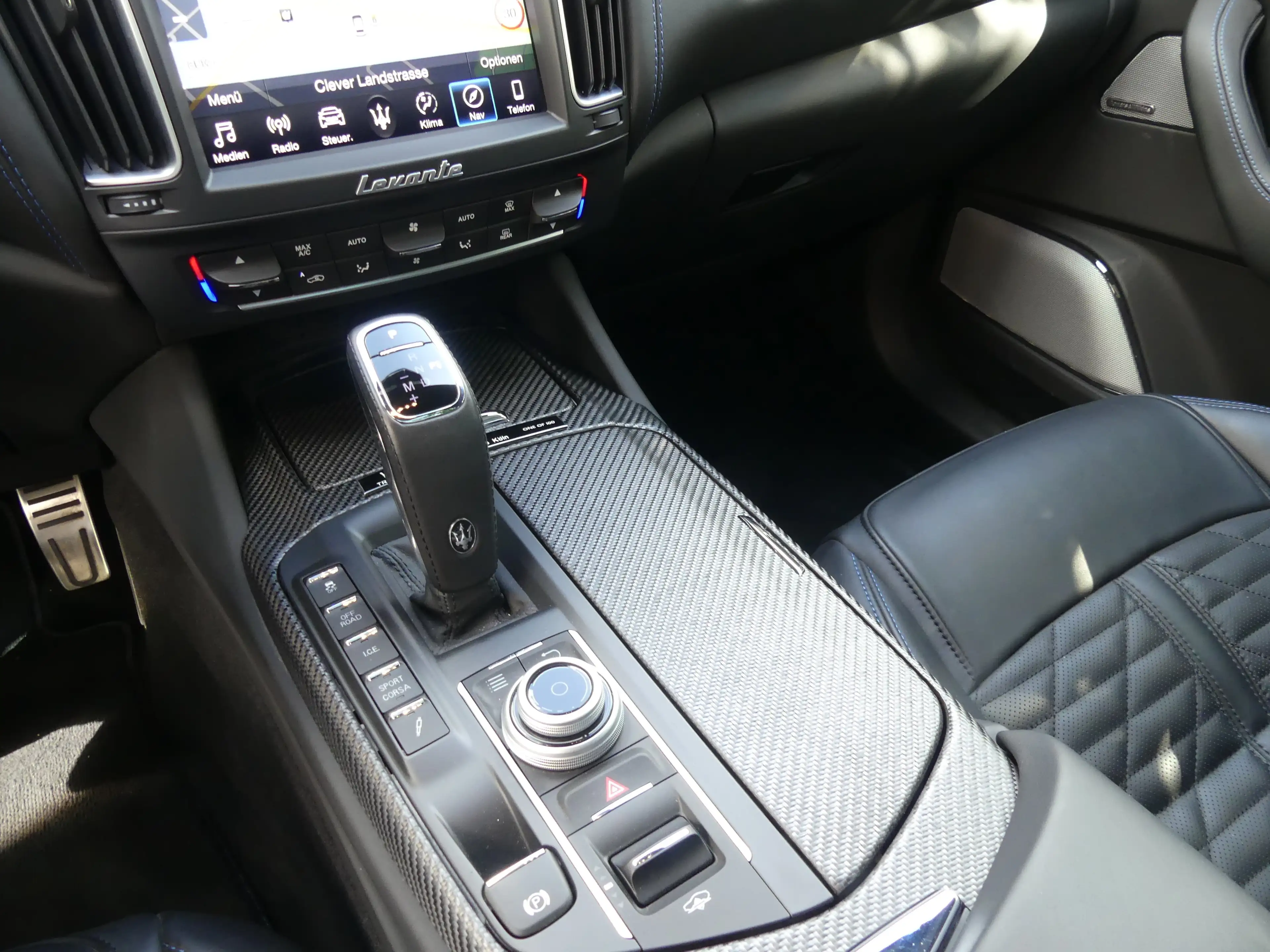 Maserati Levante Levante Trofeo * extrem gepflegt — photo 9