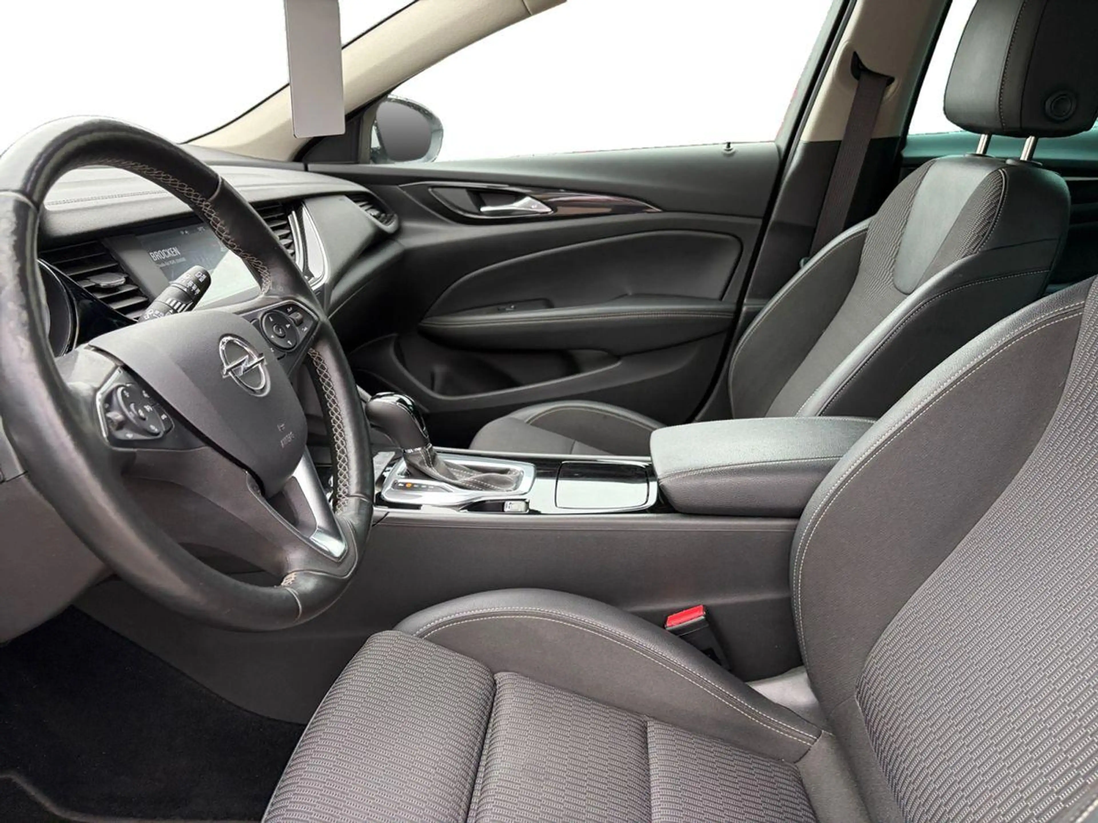 Opel Insignia Innovation 1.6 CDTI DPF Android Auto — photo 6