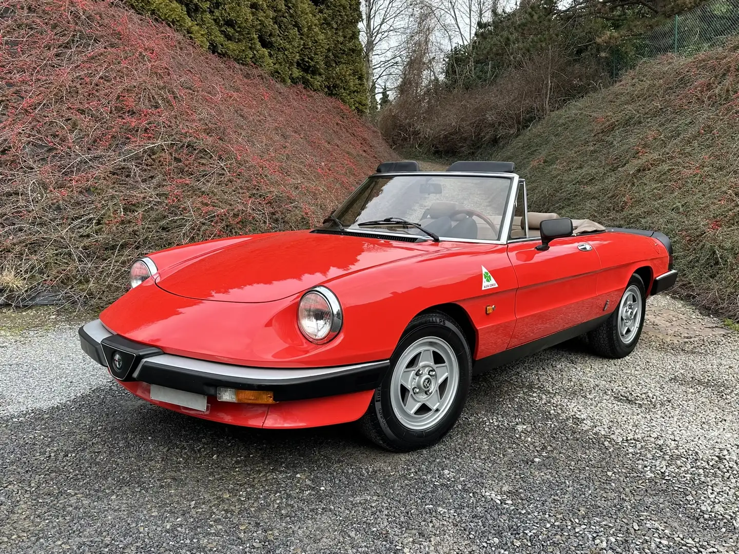 Alfa Romeo Spider 2000 Aerodinamica /Parfaite/1er pro Belge/49624km! Rouge - 1