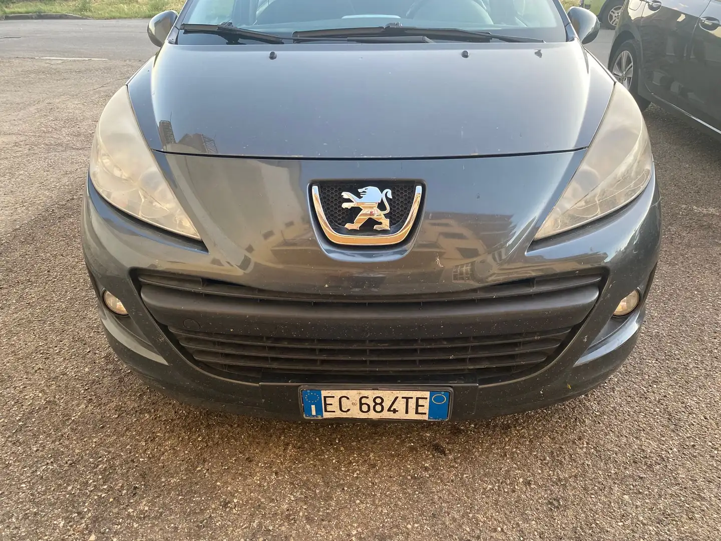 Peugeot 207 207 5p 1.4 hdi 8v Special Edition Gris - 1