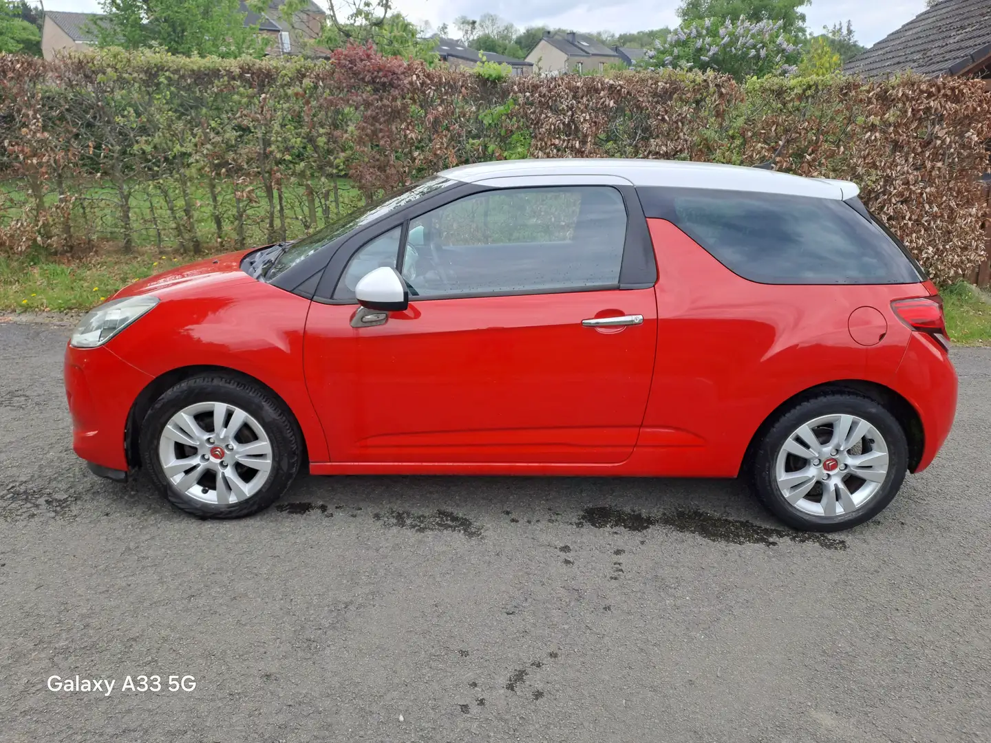 Citroen DS3 1.6 HDi So Chic Rojo - 1