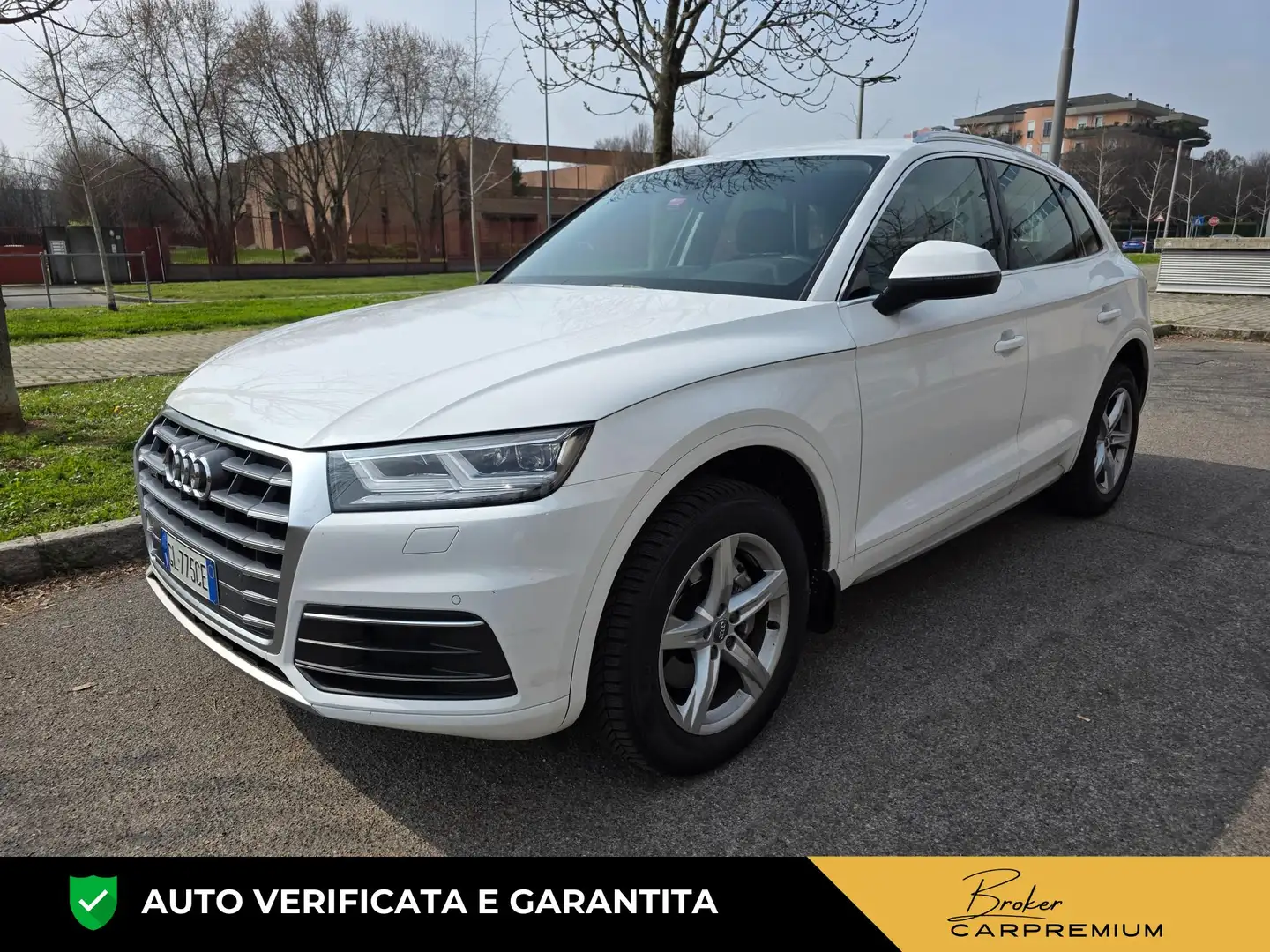 Audi Q5 40 2.0 tdi quattro 190cv s-tronic Weiß - 1