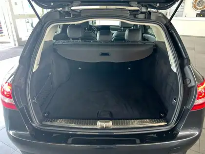 Annonce voiture d'occasion Mercedes-Benz C 200 - CARADIZE