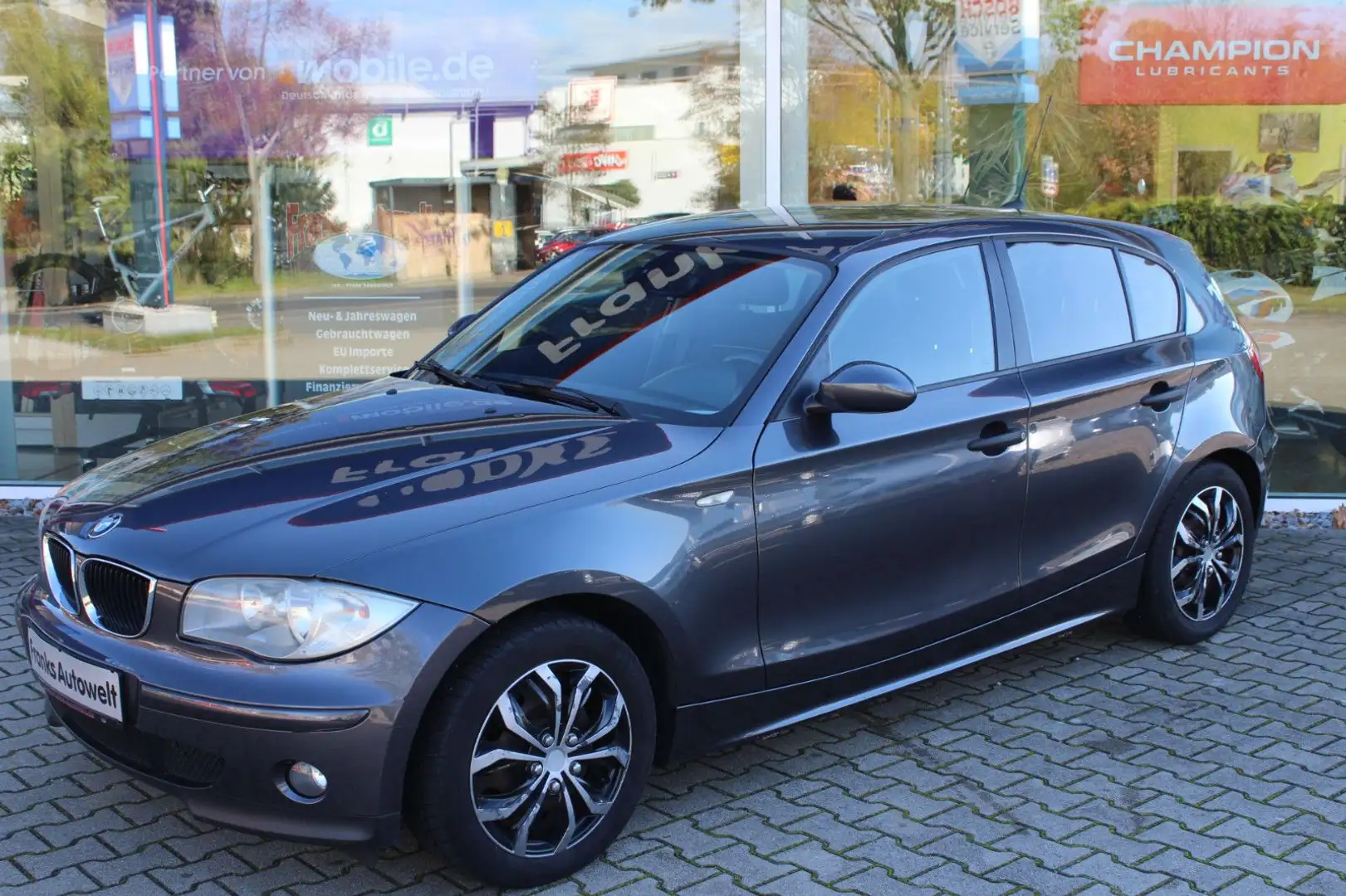 BMW 116 Baureihe 1 Lim. 116i - 2