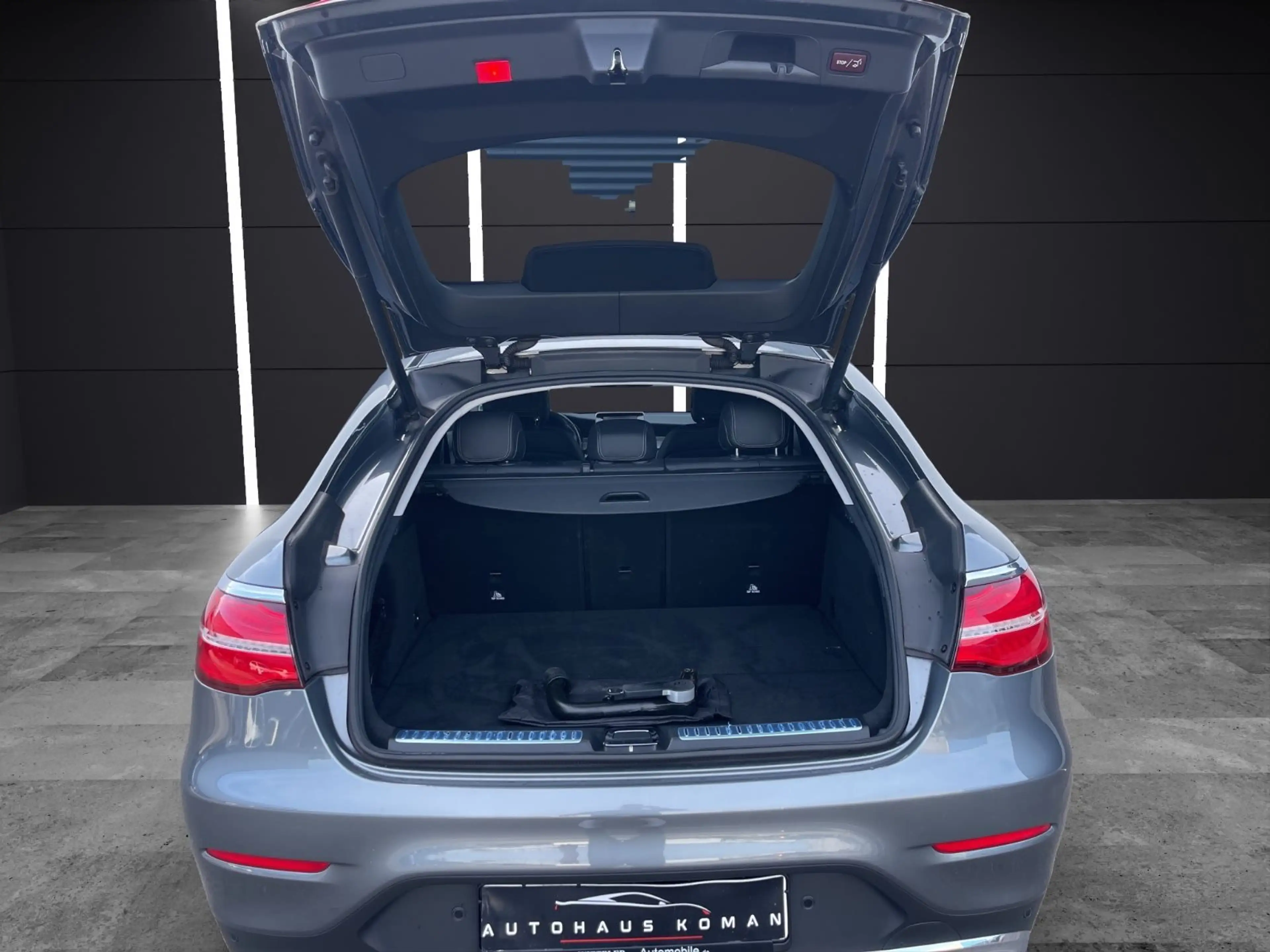 Mercedes-Benz GLC 220 GLC220d Coupe 4Matic*AUTOM*1.HAND*KAMERA*KEYLESS — photo 9
