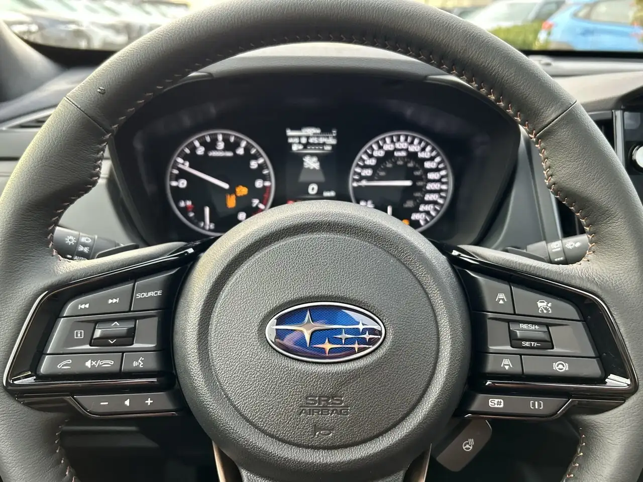 Subaru Forester снимка Subaru Forester