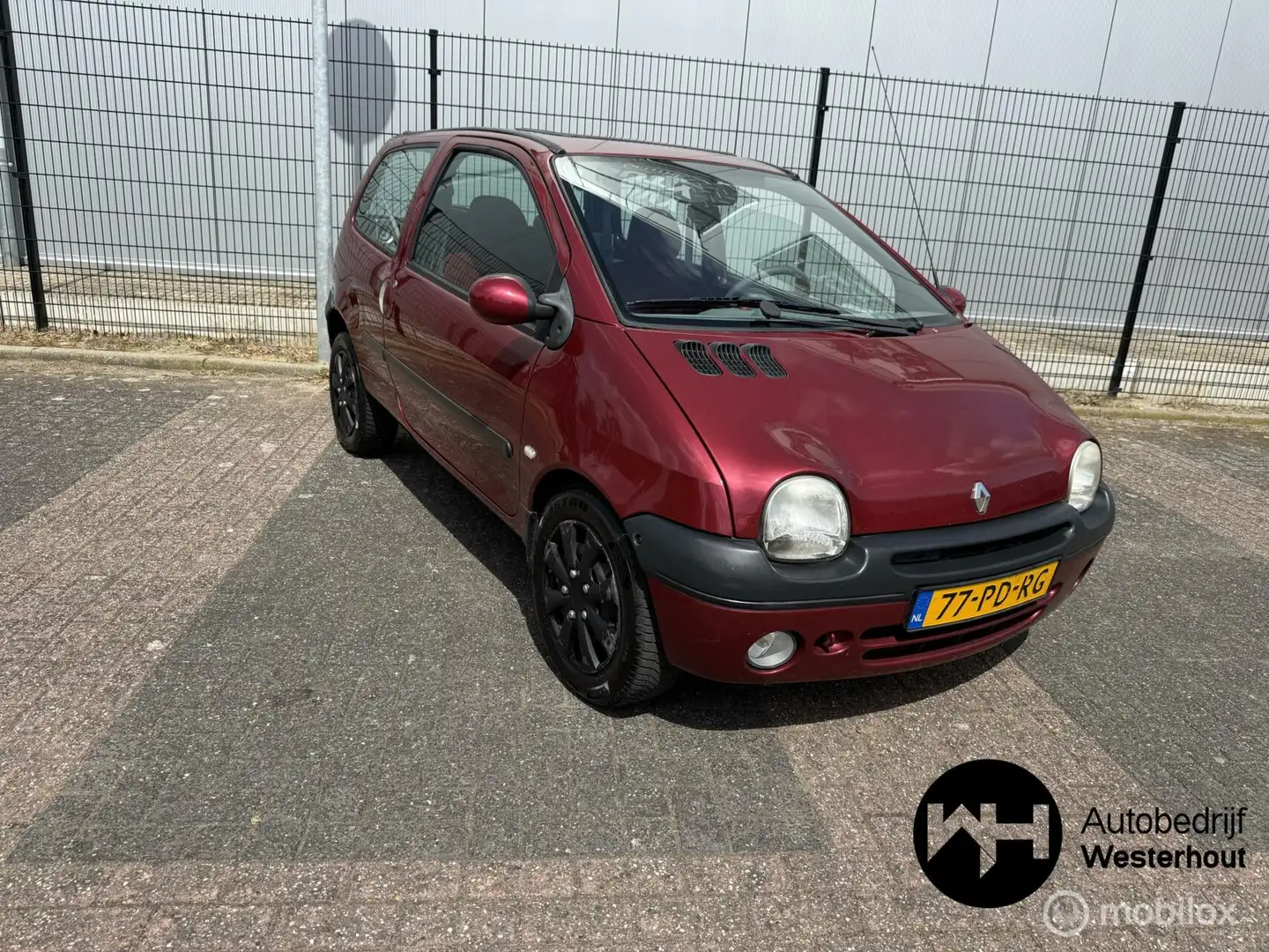 Renault Twingo 1.2 Privilège Quickshift 5 AUTOMAAT Rood - 1