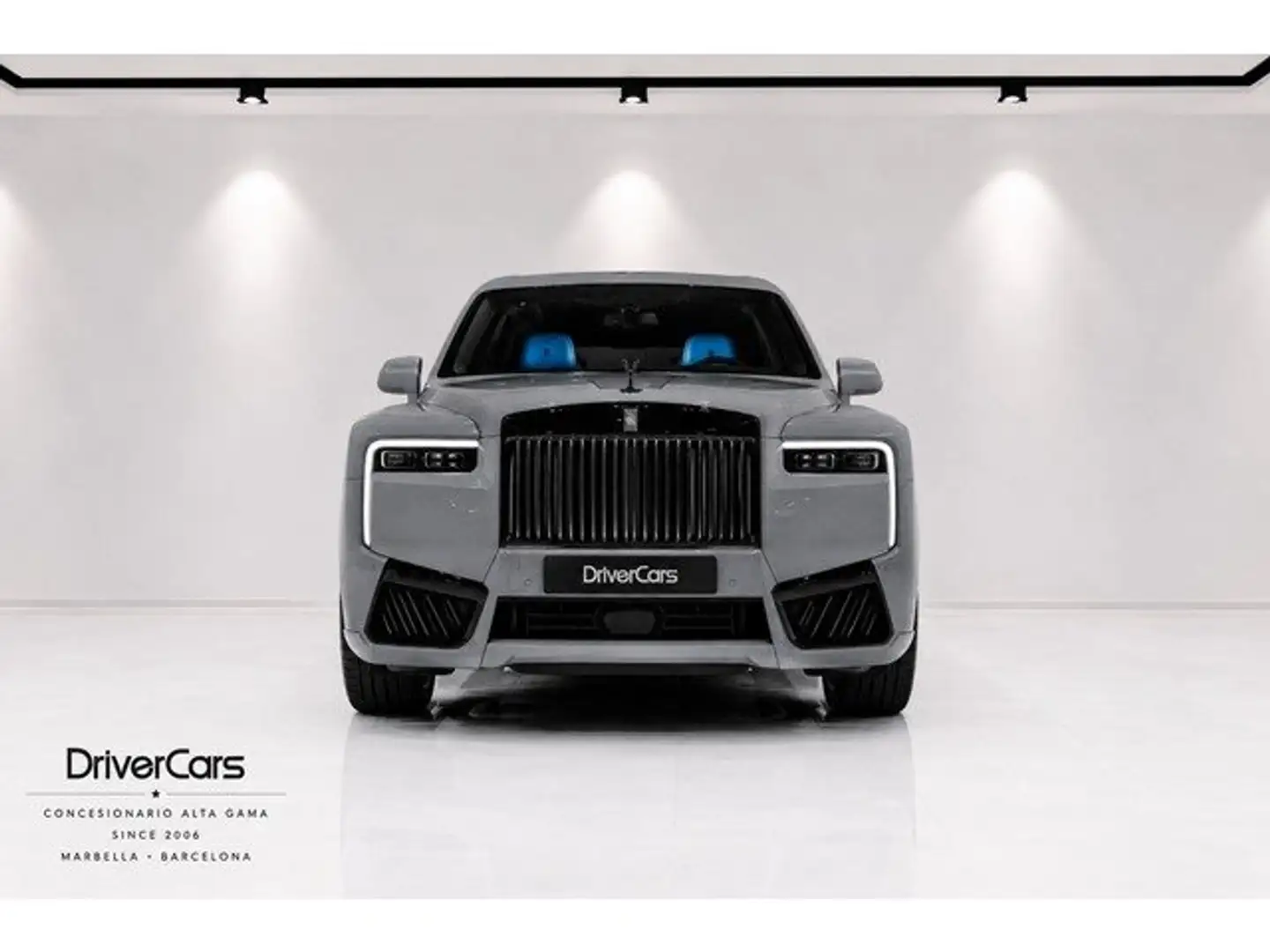 Rolls-Royce Cullinan 6.75 V12 420 kW (571 CV) Grau - 2