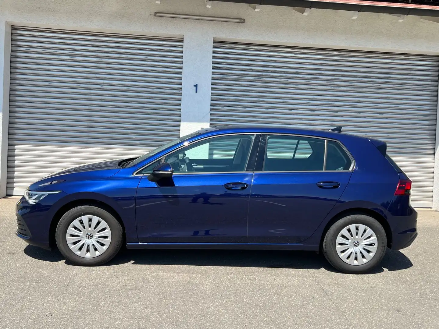 Volkswagen Golf 8*1.0 TSI*Lim*Virtu*Xenon*Spurhalteass*ACC* Blauw - 2